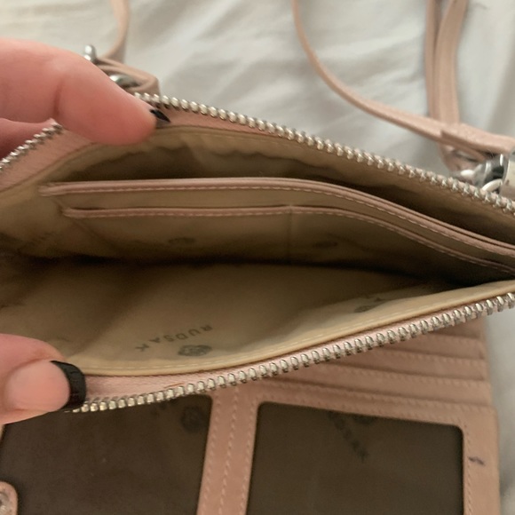 Rudsak wallet with strap - Picture 4 of 5
